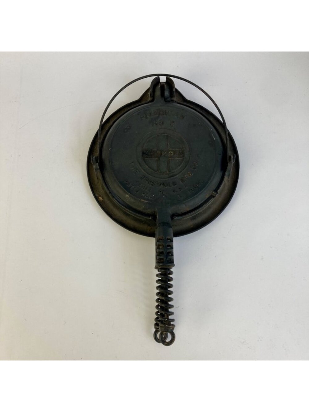 Vintage Griswold American No. 8 Cast Iron Waffle Iron 314B/315 & RARE 913C Base!